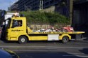 LKW blieb unter Bruecke haengen Koeln Deutz Opladenerstr Deutz Muelheimerstr P168